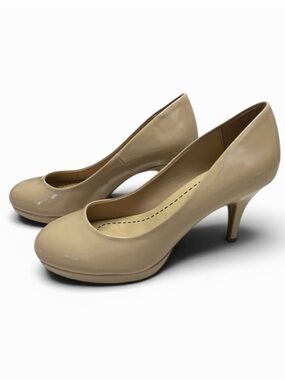 Nude Patent Platform Pumps Women’s Size 7 Classic Office Heels